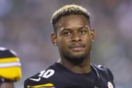 Smith-Schuster started his career with the Pittsburgh Steelers.